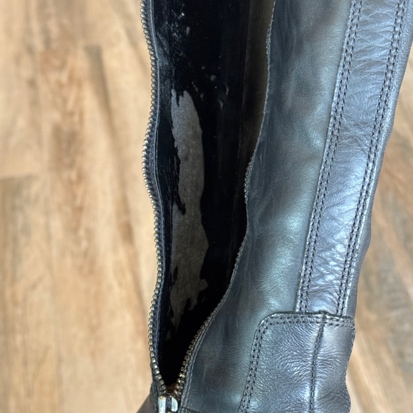 Black Leather Zippered Enzo Boots - Picture 8 of 8